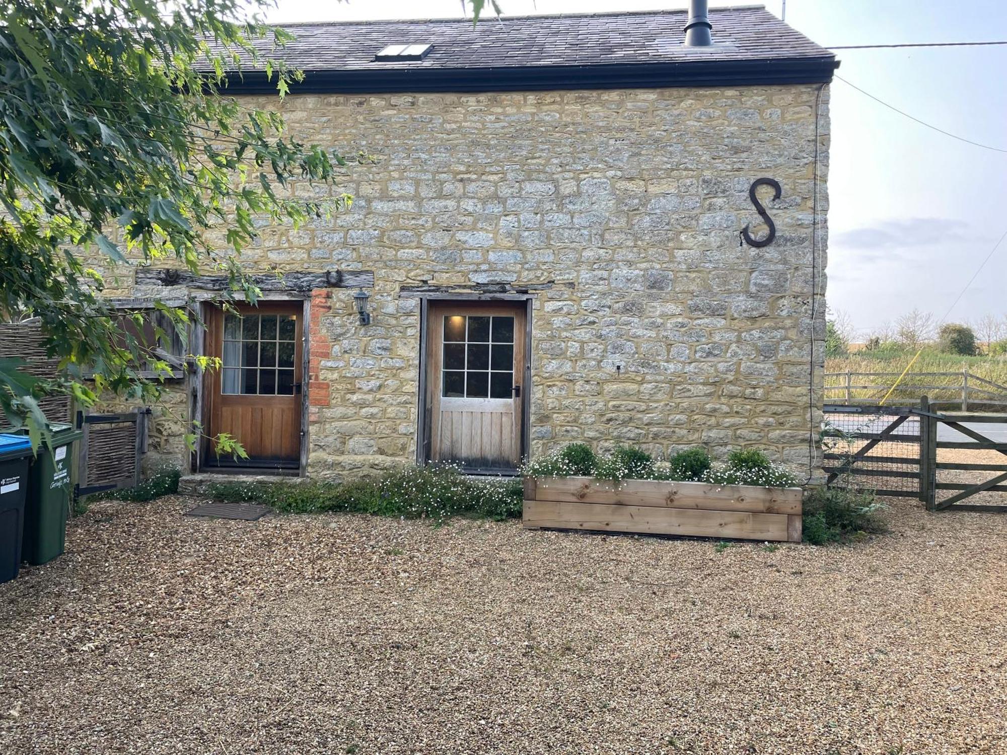 The Carriage House, Haversham Villa Exterior foto